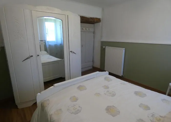 La Maison Du Becq * Saint-Lon-Les-Mines